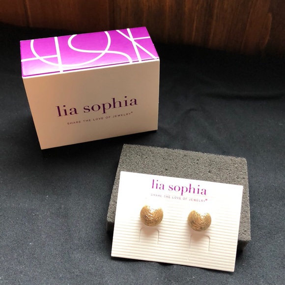 Lia Sophia earrings - Picture 1 of 3
